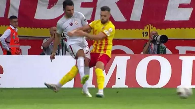 Kayserispor-Galatasaray maçında tartışmalı pozisyon Kırmızı kart yorumu