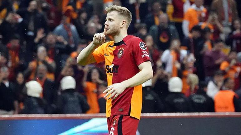 Okan Buruk açıkladı Galatasarayda ayrılacak isimler ortaya çıktı