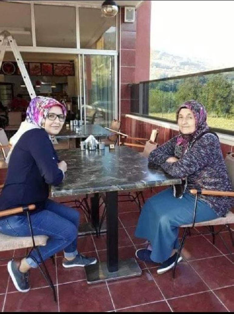 Türkiye bu vahşeti konuşuyor: Anne ve anneannesini baltayla parçalayıp, sokağa attı... Muayene sırasında kendi parmağını yuttu