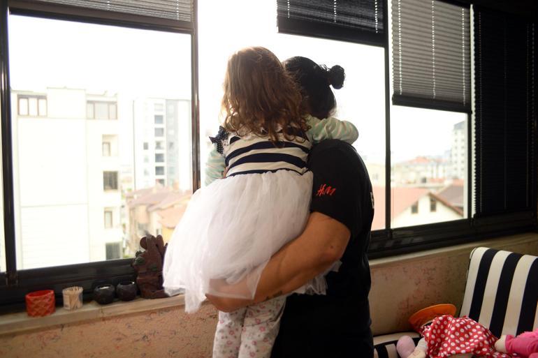 3 yaşında, annesiyle eve hapsoldu Küçük kız devlet korumasına alındı