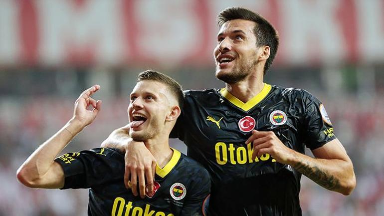 Fenerbahçede yeni transferler göz doldurdu: Cengiz+Fred= Haksız rekabet..