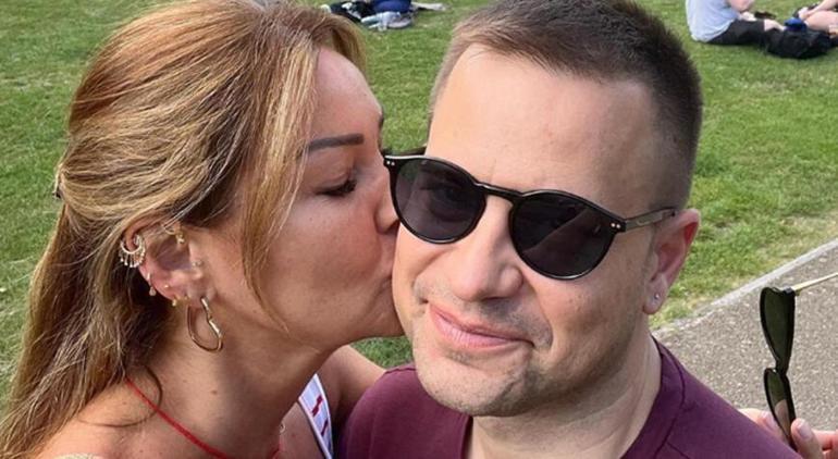 Pınar Altuğ, eşi hakkında gelen çirkin yoruma sessiz kalamadı