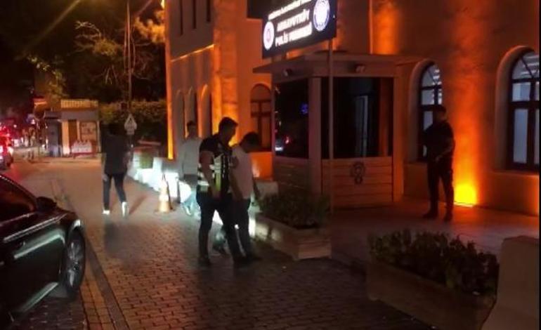 İstanbulda değnekçiye suçüstü: Polisten para istedi