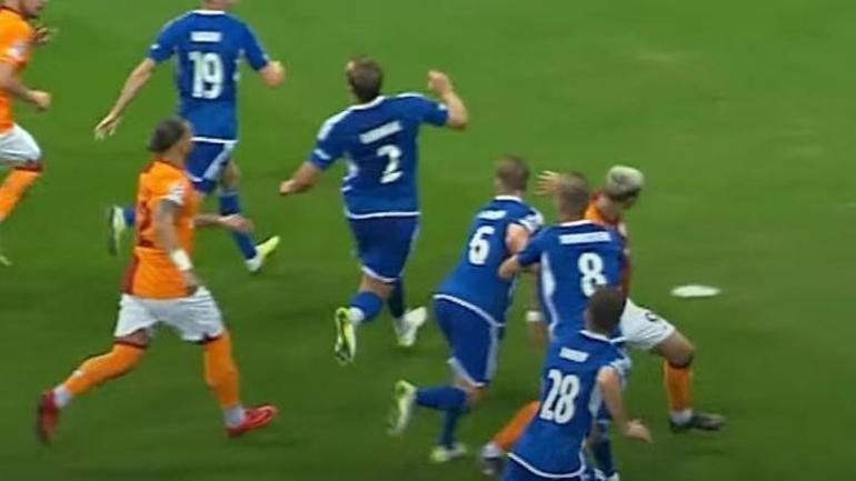 Galatasaray-Molde maçında penaltı ve ofsayt kararları doğru mu Hakem Marciniakın bilinmeyen özelliği