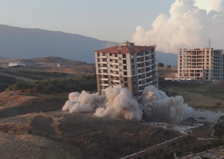 Milyonlar verip almışlardı, 15 katlı binadan geriye borç kaldı