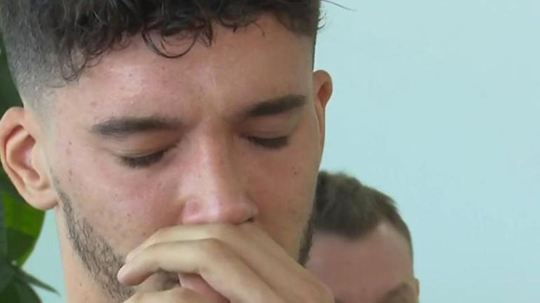 Manchester United, Altay Bayındırı resmen açıkladı Gözyaşlarına boğuldu
