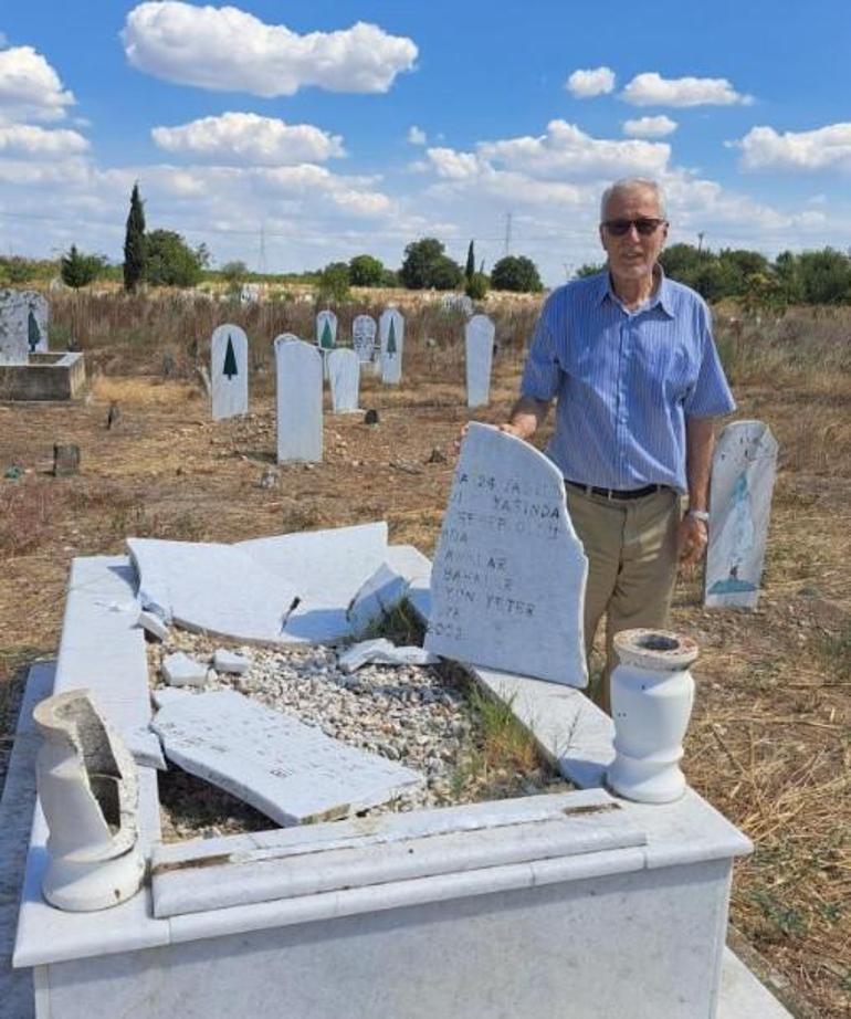 Batı Trakyada skandal Müslümanların mezar tarşlarını kırdılar