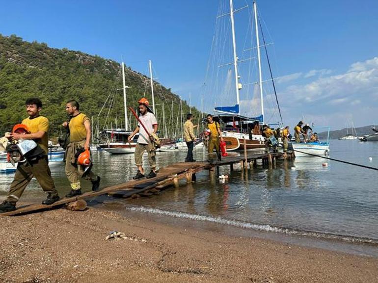 Muğlada 1 günde düşen yıldırımlar nedeniyle 36 yangın çıktı