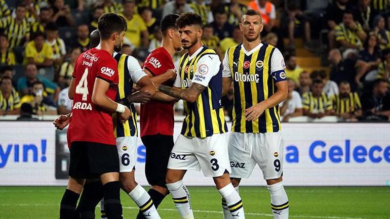 Fenerbahçeli yıldız için ayrılık kararı Menajeri ile görüşme