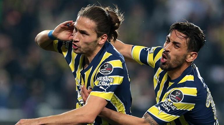 Fenerbahçede transfer için Livakovic devrede Yıldız ismi ikna edecek