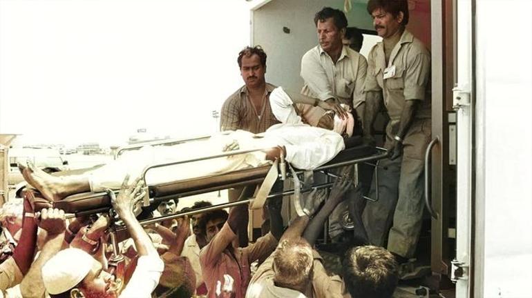 Rehine krizinde siper oldu Gözü kara hostesin hamlesi yüzlerce insanı kurtardı