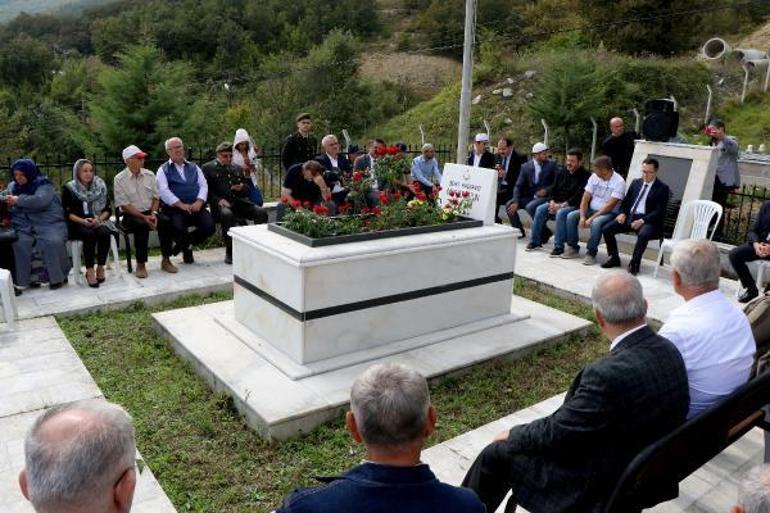 Şehit Cumhuriyet Başsavcısı Murat Uzun mezarı başında anıldı