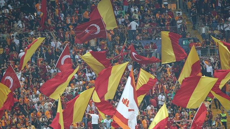 Galatasaray evinde geri döndü Kopenhag beraberliğe razı