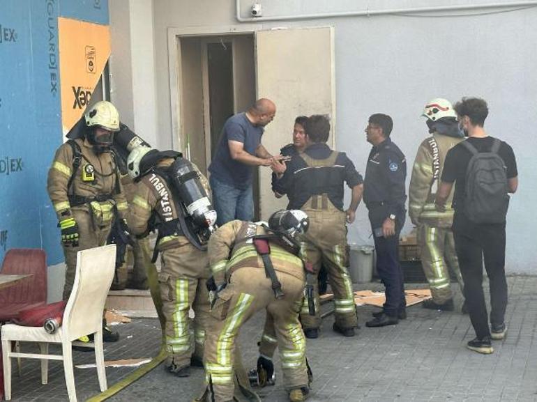 Üsküdarda panik: 6 katlı bina tahliye edildi