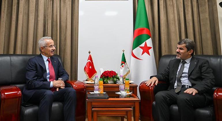 Bakan Uraloğlundan kritik temas Türkiye ve Cezayir arasında yeni ortaklık
