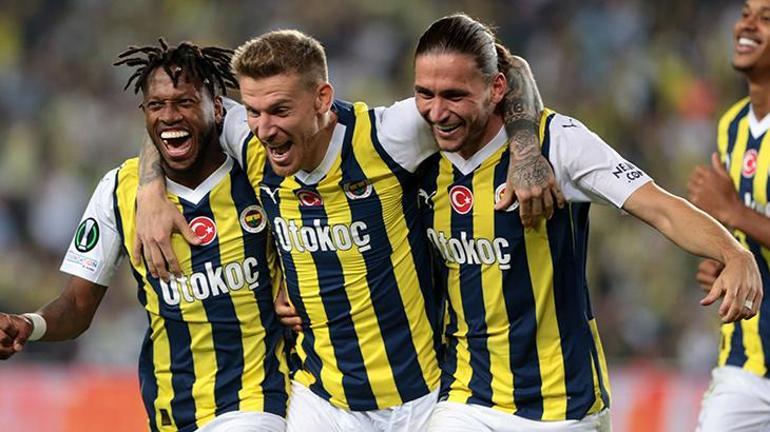 Fenerbahçede Batshuayi ve İsmail Kartal arasında özel toplantı Özür dilerim