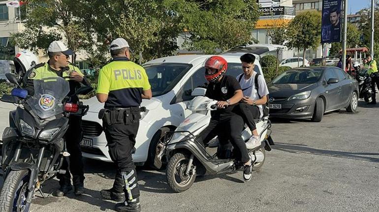 Emniyetten Kadıköyde motosiklet sürücülerine yönelik denetim