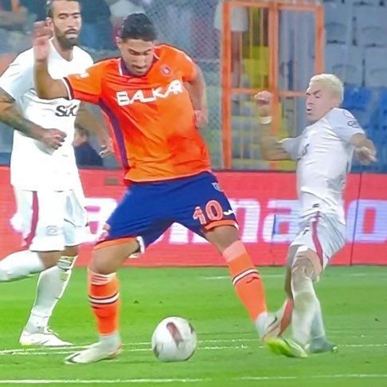 Başakşehir - Galatasaray maçında tartışmalı karar Kırmızı verirdim
