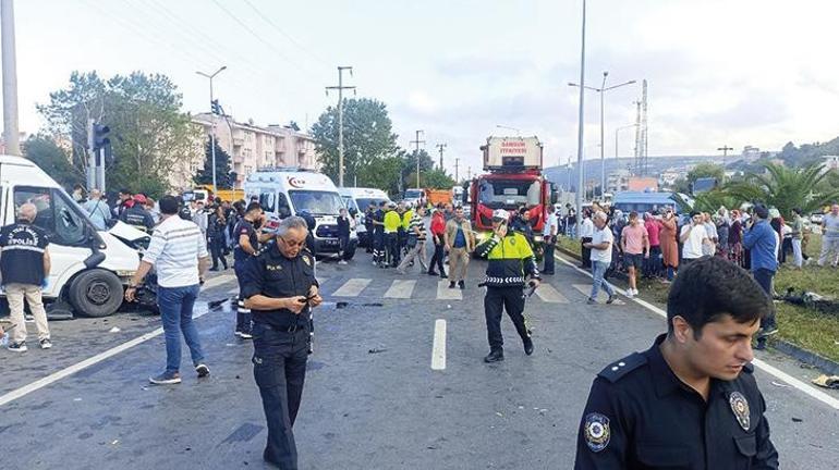 Samsunda kamyon ile öğrenci servisi çarpıştı: 1 ölü, 4 yaralı