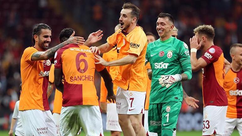 Ankaragücü galibiyeti sonrası yazdı: Galatasaray tarihinin en iyisi