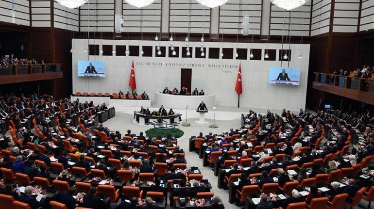 Cumhurbaşkanı Erdoğan: Görevimiz yeni ve sivil anayasa