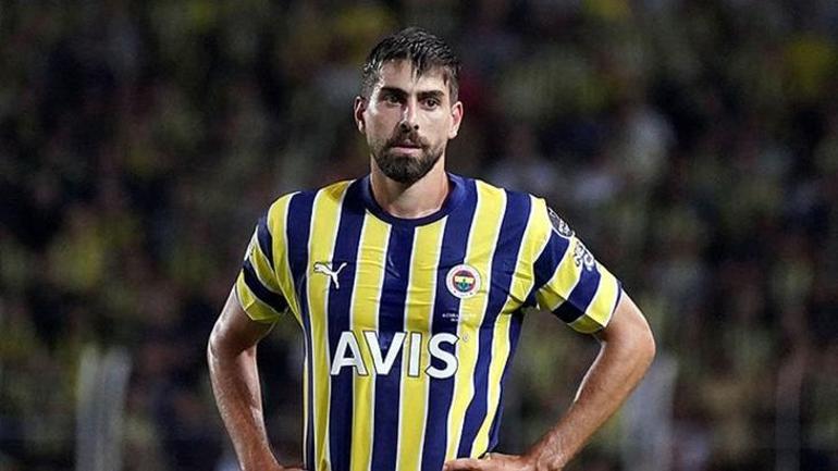 Lider Fenerbahçede yaprak dökümü 3 ayrılık birden