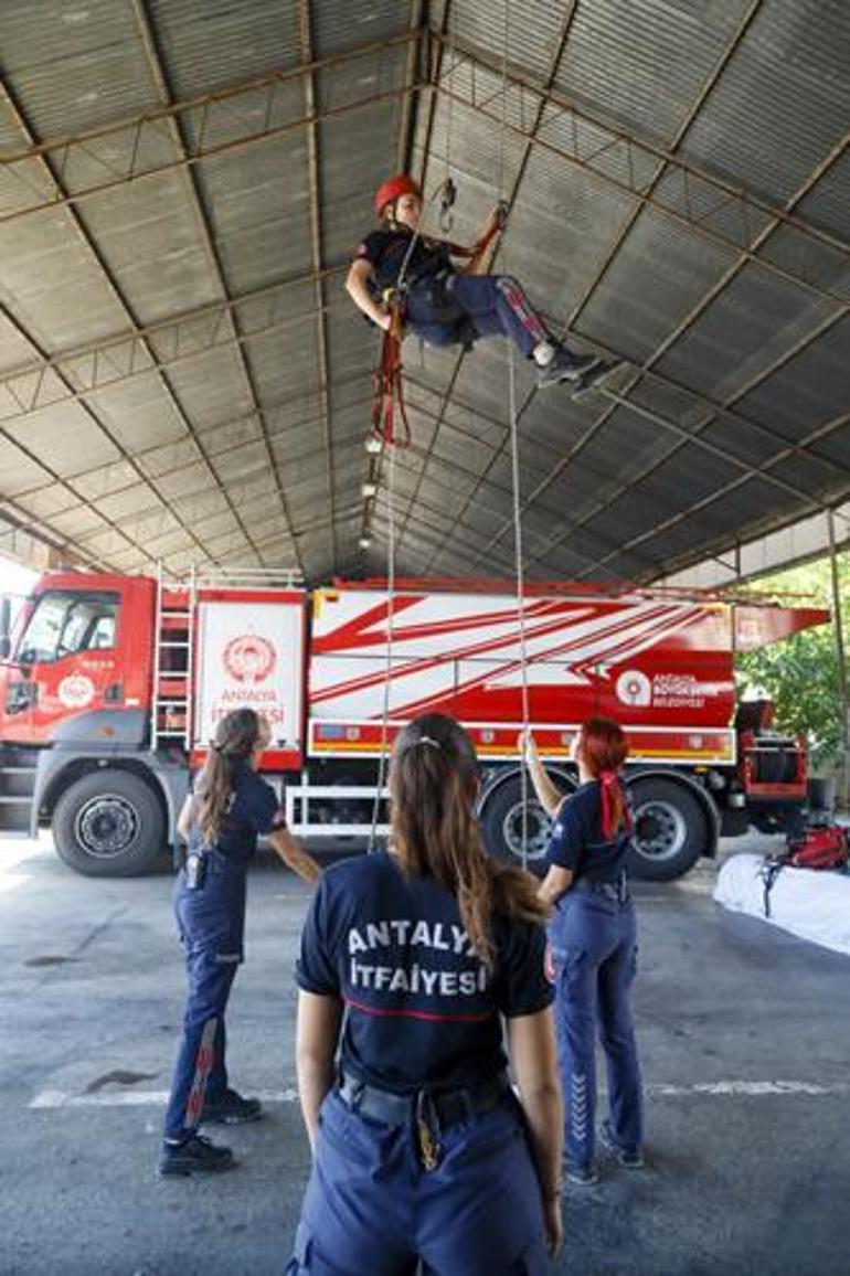 Yurt terasında gördüğü manzara hayatını değiştirdi: Ağabey, birader diye sesleniyorlar