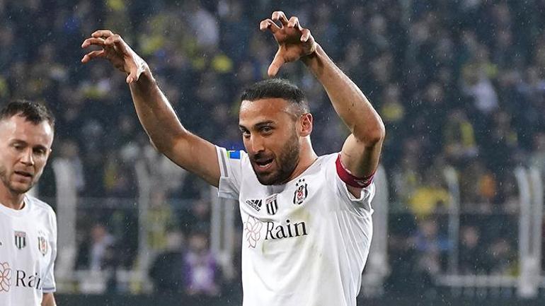 Beşiktaşta yıldız futbolcuyla ipler koptu Sözleşme krizi, teklifi reddetti
