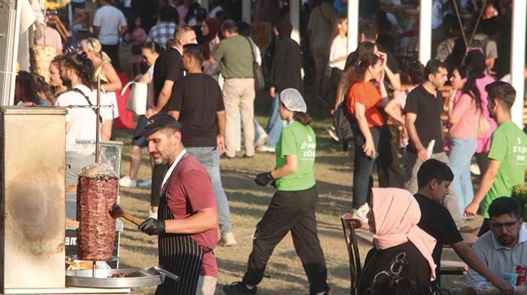 Uluslararası Adana Lezzet Festivali başladı İlk günden ilgi çok büyük
