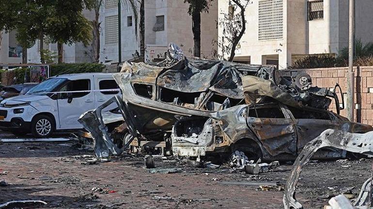 Savaş uçaklarını kaçırıyorlar İsraile saldırı sonrası Özay Şendirden dikkat çeken yorum
