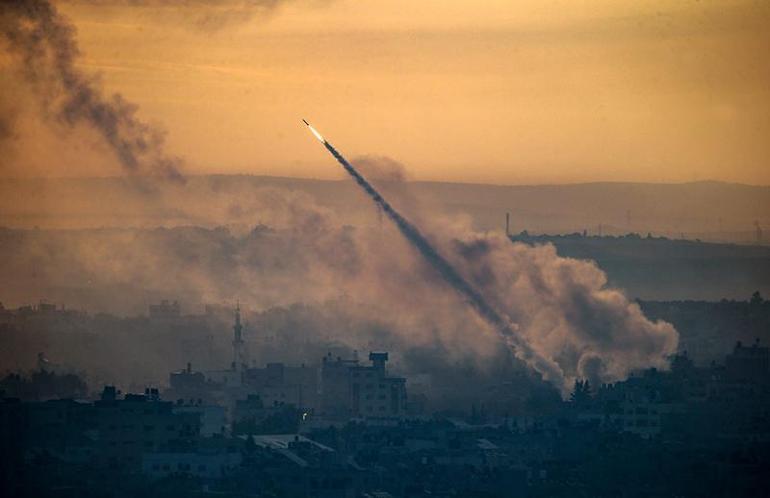 İsraile roket yağmuru Demir Kubbeye karşı şok taktik