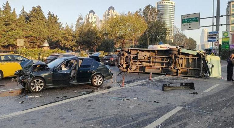 Beşiktaşta alkollü sürücü dehşet saçtı 4 yaralı