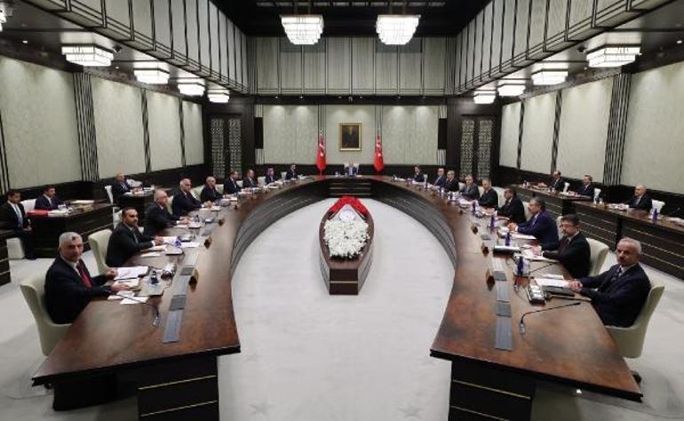 Emekliye müjde ne olacak İşte masadaki 3 seçenek... Gözler Erdoğanın yapacağı açıklamada