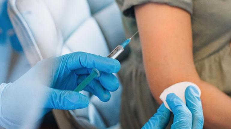 Bakan Kocadan çocukluk çağı aşıları uyarısı