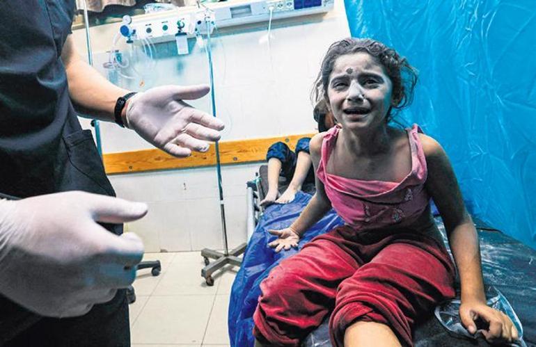 Benzersiz vahşet İsrail uçakları hastane vurdu: 500 ölü