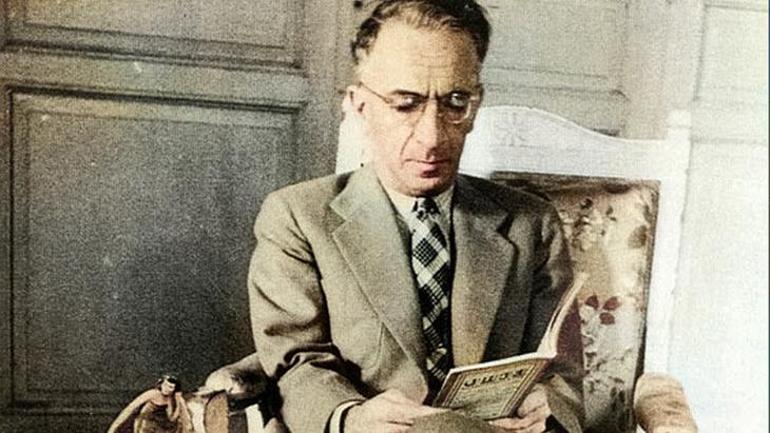 Dokuzuncu Hariciye Koğuşundaki çocuğa isim veren kişi Tevfik Fikretti