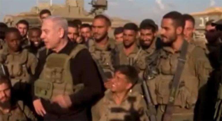 Netanyahu askerleri ziyaret etti Yakında Gazzeyi içeriden de göreceksiniz