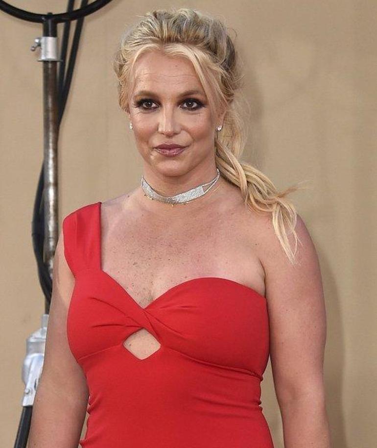 Britney Spearstan çıplak fotoğraf açıklaması