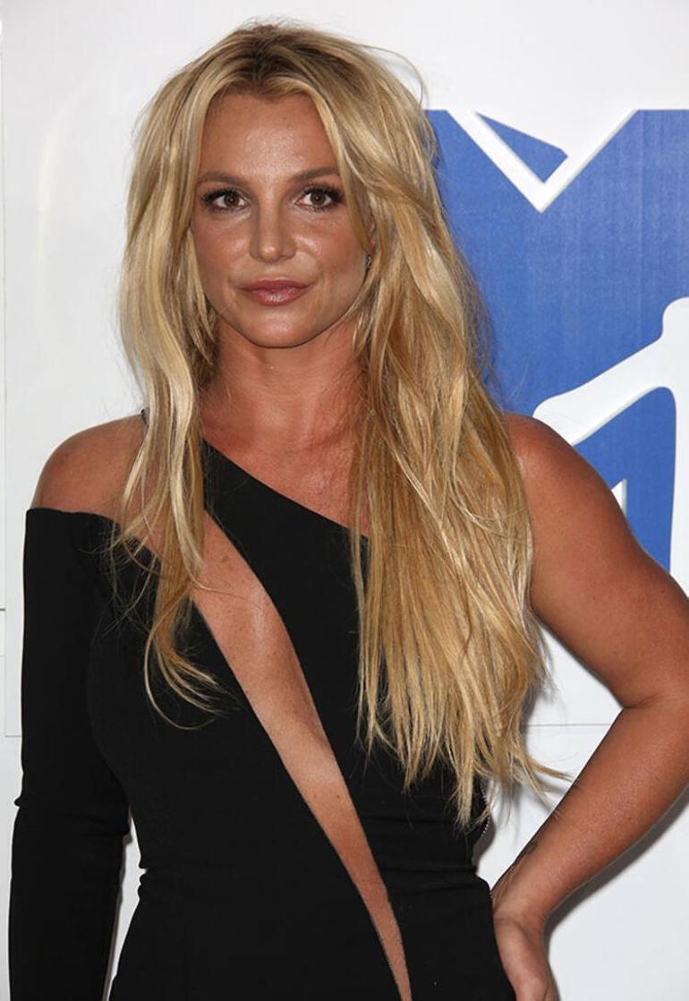 Britney Spearstan çıplak fotoğraf açıklaması