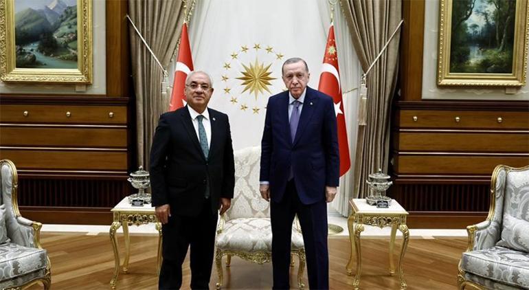 Cumhurbaşkanı Erdoğan HÜDA PAR ve DSP genel başkanları ile görüştü