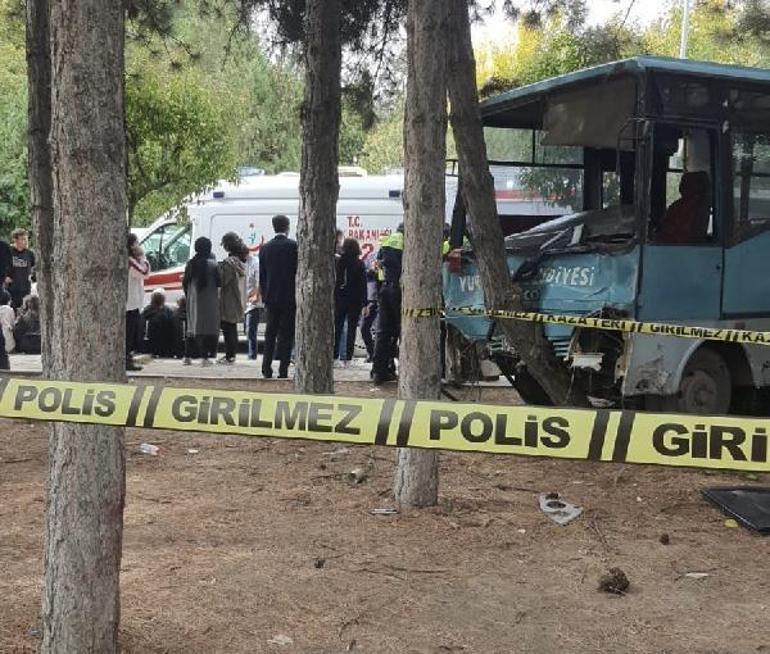 Elazığda öğrencileri taşıyan midibüsün freni patladı: 1 ölü, 26 yaralı