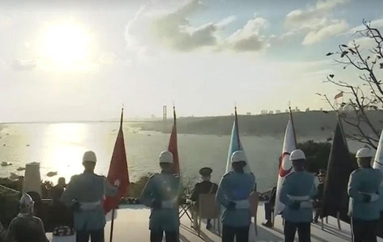 100. yıl gururu Tarihi tören başladı: 100 savaş gemisi ve SoloTürk sahnede