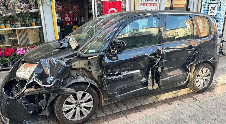 Kadıköy’de TIR dehşeti 20’den fazla araca çarparak ilerledi
