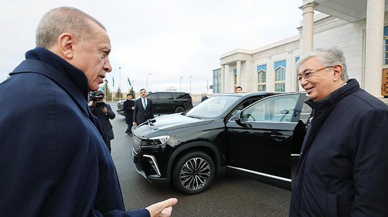 Cumhurbaşkanı Erdoğandan Tokayev’e TOGG hediyesi