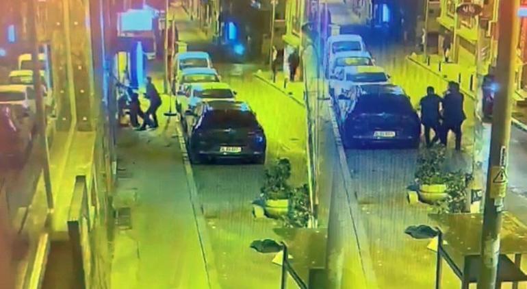 İstanbul’da eski eş dehşeti Oğluna silah çekti, karısını kaçırmaya kalktı