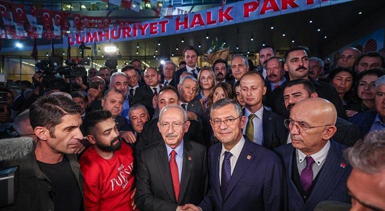 CHPde Kılıçdaroğlu görevi Özgür Özele devretti