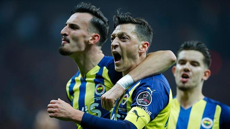 Alman efsaneden Mesut Özil hakkında skandal sözler: Tam bir yüzsüz