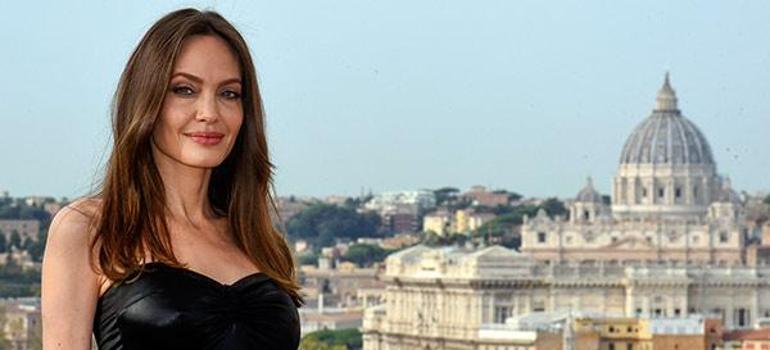 Demet Özdemirden Angelina Jolieye: Seni kıskanıyorum