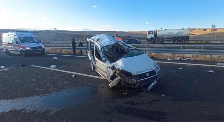 Ankarada feci kaza 2 kişi hayatını kaybetti, 4 yaralı var