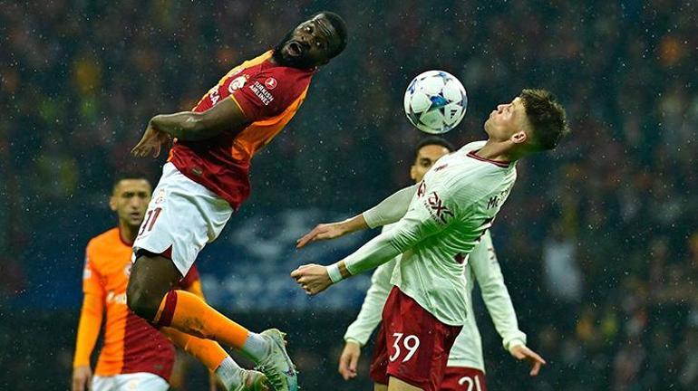 Galatasarayda yıldız oyuncunun sözleşmesi feshediliyor Okan Buruk biletini kesti